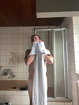 andrey1887 online show from May 15, 7:49 am