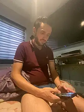 Alexitho25 online show from June 4, 9:10 pm