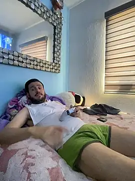 Alexitho25 online show from May 1, 9:17 pm