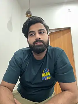 hottestboy03 online show from April 8, 12:58 pm