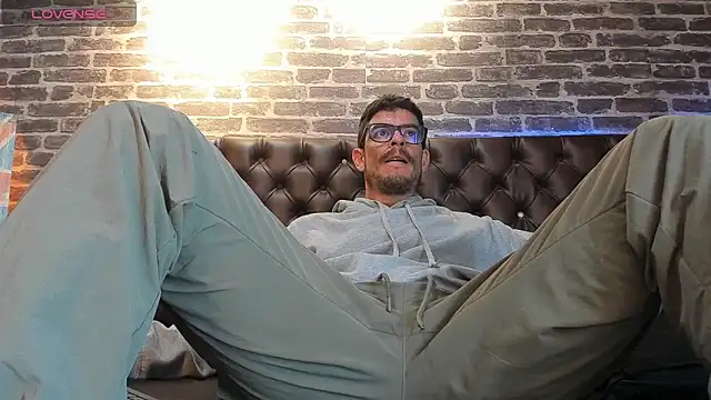 damian bull online show from June 5, 12:55 pm