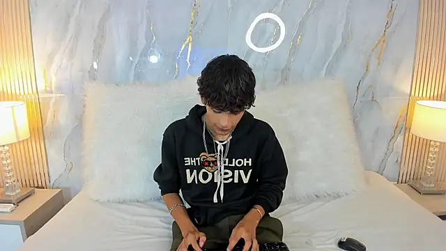 d3rke 666 online show from May 4, 1:24 pm