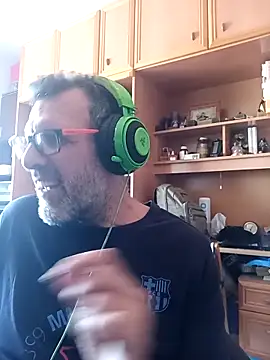gigolobcn online show from May 10, 2:29 pm