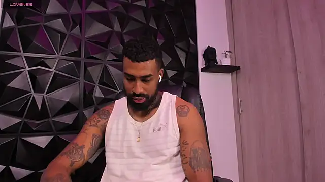 OstinDaniels online show from May 9, 12:22 am