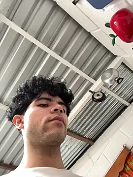 Axel-Mejia online show from May 9, 2:07 pm