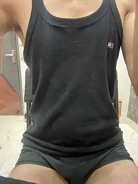 coupleyug online show from April 29, 3:49 pm