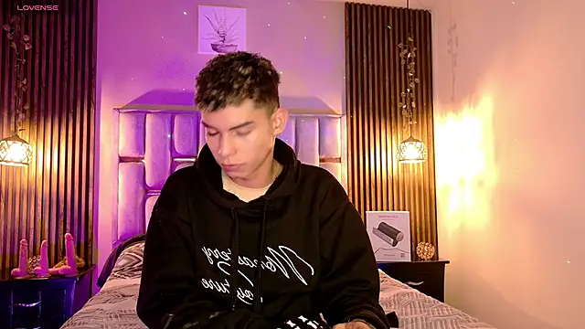 Room 69x online show from April 29, 1:05 pm