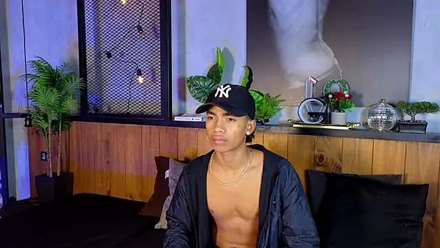 AlanCutee online show from May 16, 12:14 pm