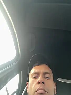 Smallboybigworld online show from July 15, 2:57 pm