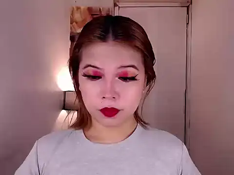 adorabletsforyouxx online show from September 21, 5:24 pm