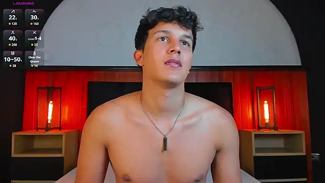 Leo Savage  online show from May 16, 4:10 am