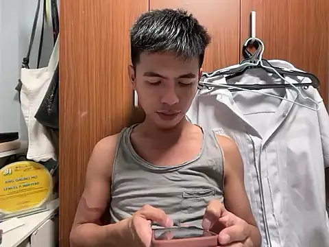 twinkrnboy online show from June 23, 3:15 pm