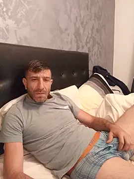 Alexdaniel89 online show from May 17, 7:21 pm