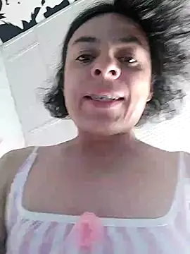 oxxy jean online show from May 13, 1:19 pm