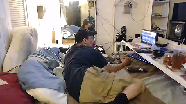 Puff0169 online show from July 6, 1:46 am