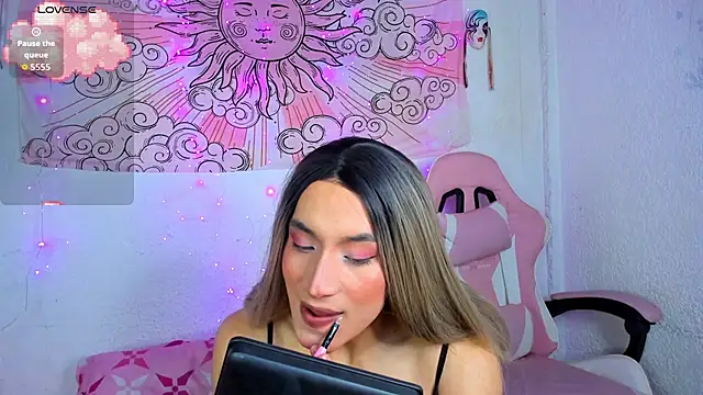 brihanna cooper online show from June 19, 1:38 pm