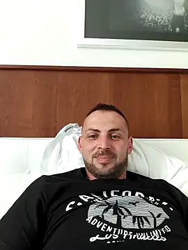 papichulo0099 online show from May 5, 5:53 am