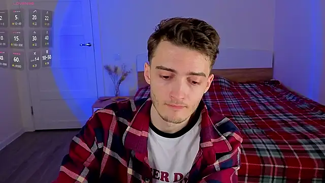 spider    man online show from May 23, 5:51 pm
