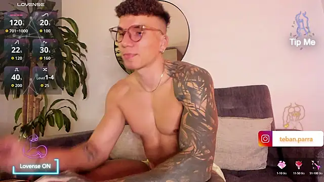 estebandi do online show from July 21, 9:28 pm