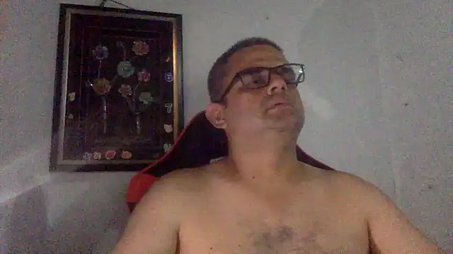 Katracho6969 online show from May 18, 1:46 am