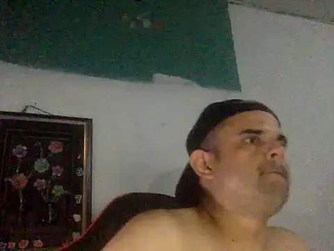 Katracho6969 online show from May 6, 12:33 am