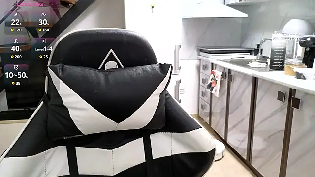 RyanStorm  online show from July 24, 7:21 pm