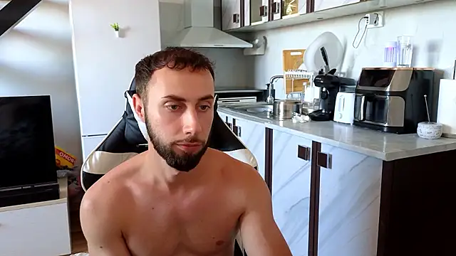 RyanStorm  online show from July 4, 9:34 am