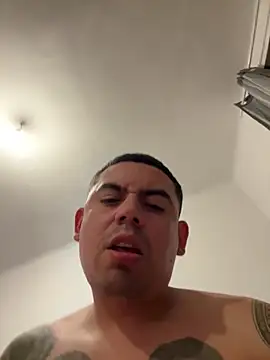 davidxxx099 online show from May 2, 11:18 pm