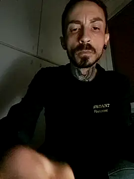 Robe420 online show from May 7, 8:42 pm