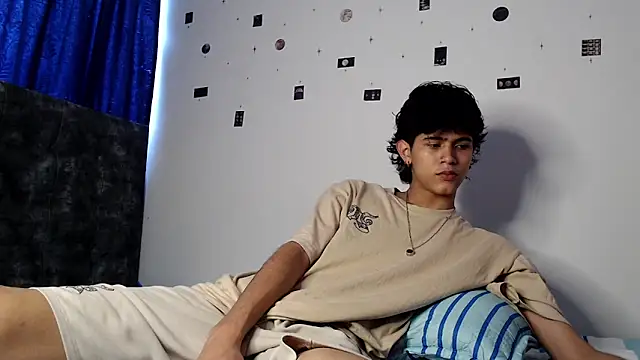 alexmark  online show from May 6, 6:19 pm