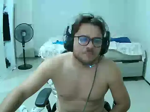 Miguelion2308 online show from July 22, 2:25 am