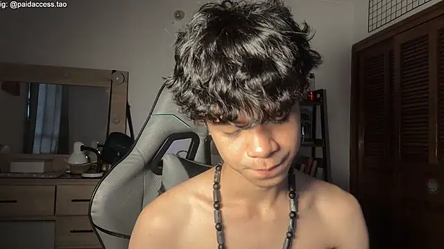 OopsAgain  online show from July 10, 10:22 pm