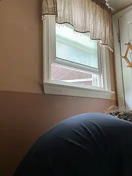 Stephanie1984 online show from August 2, 2:26 pm
