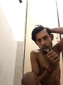 its your boy 2001 online show from July 29, 4:44 am