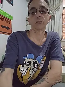 dinho carioca online show from May 11, 3:18 pm