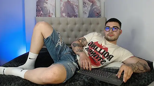 baby mateo online show from May 15, 1:36 am