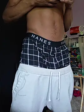 TRILLAHUNG online show from June 9, 1:46 pm