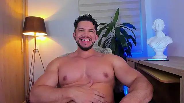 Erick Thompsonx online show from May 11, 10:51 pm