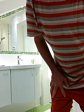 Oldmenhot66 online show from July 8, 4:49 am