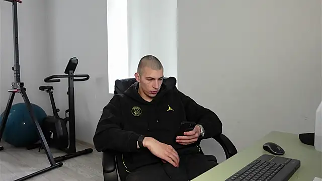 Ryan Dozer online show from May 16, 6:54 am