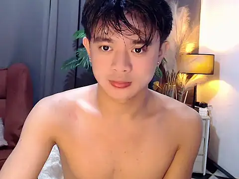 NautyBoyBrazeen 143 online show from May 3, 10:23 pm