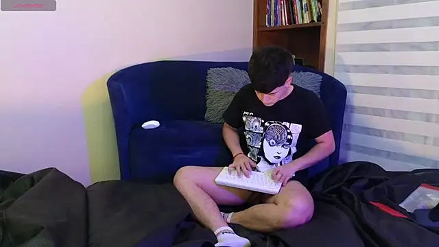 tightncuteass online show from May 20, 1:56 am