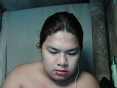 Huntrix2025 online show from May 11, 8:39 pm
