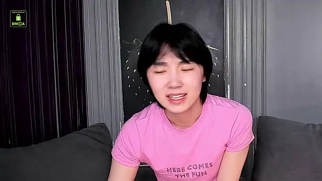 HeejinWang online show from May 6, 4:35 am