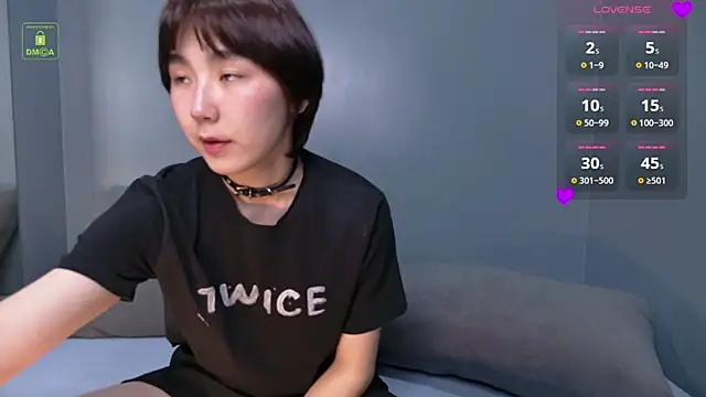 HeejinWang online show from May 1, 8:22 pm