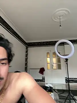 fuck   boyy online show from May 7, 1:33 pm