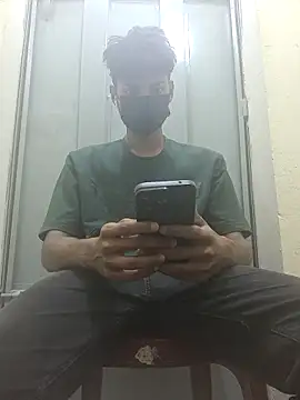 crish09 online show from May 25, 8:42 am