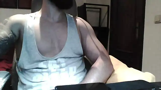 yourfantasy777 online show from May 1, 10:45 pm