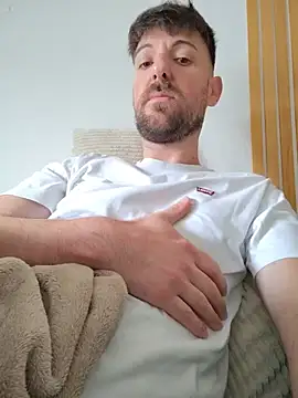 AD Vu online show from May 14, 1:42 pm