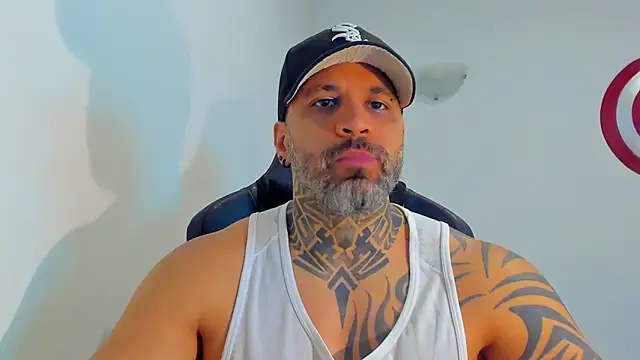 JoshRigby online show from May 14, 8:29 pm